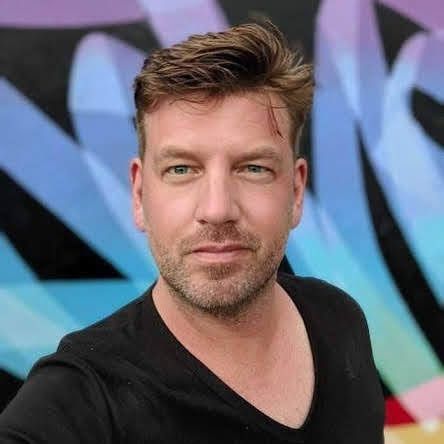 StylishKing StylishKing